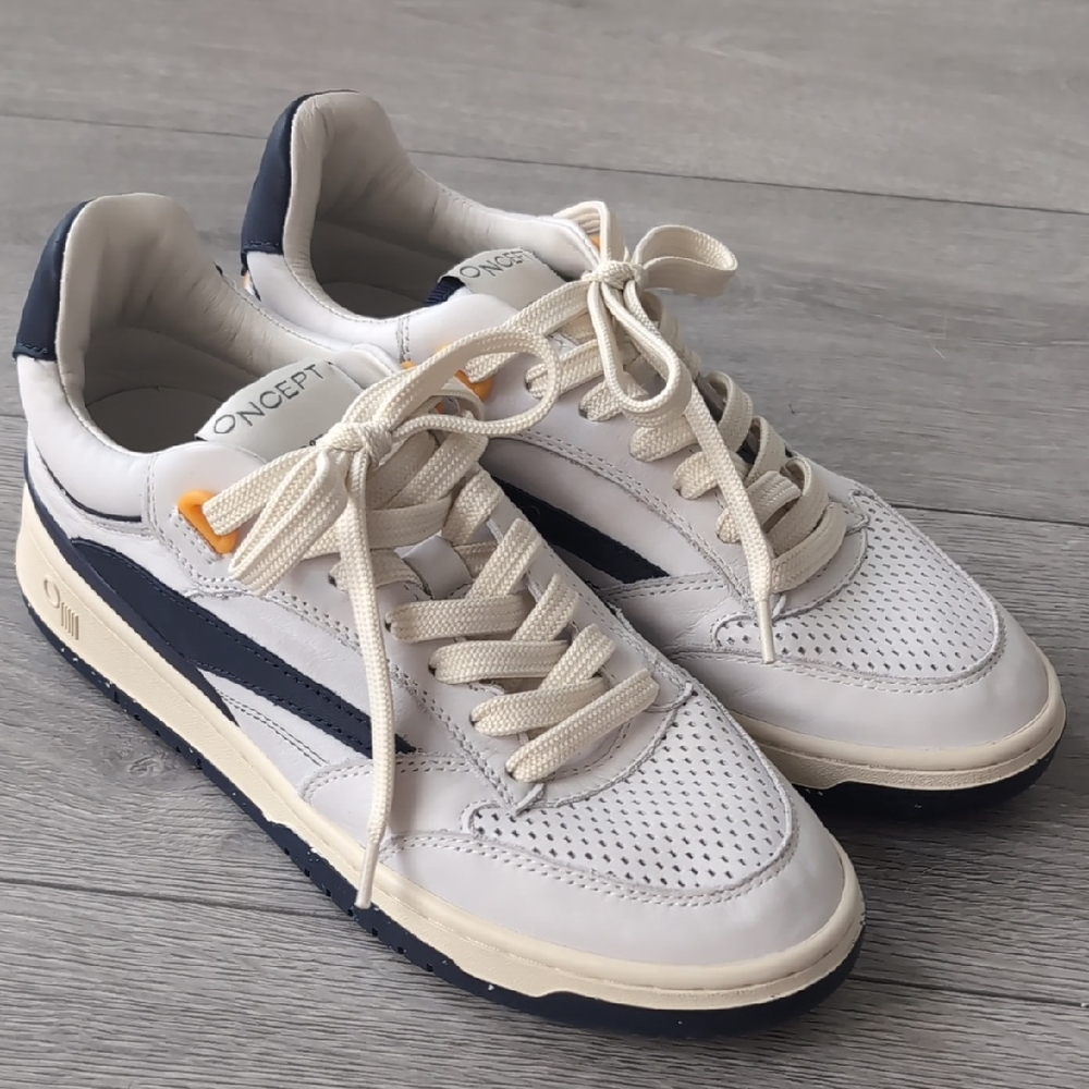 NWOB Oncept Preston Leather Sneakers